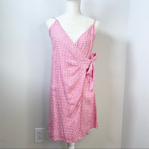 Rails Malia Pink Gingham Wrap Dress - Picture 13 of 13